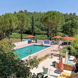 Guest house Une Campagne En Provence